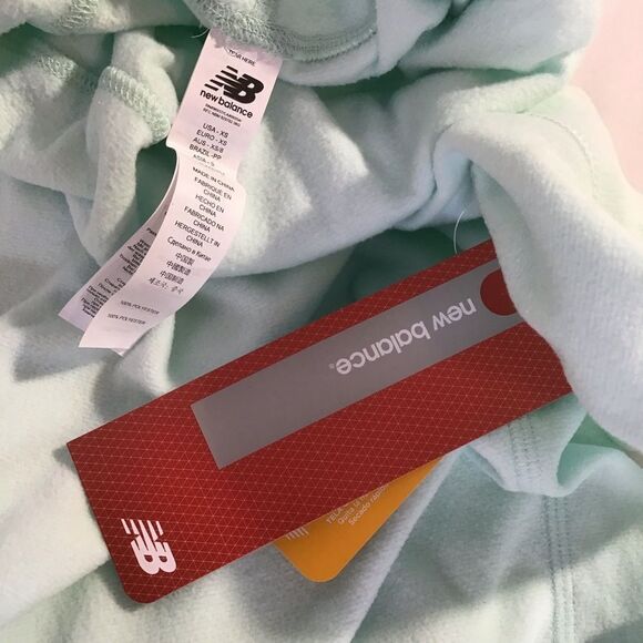 New New Balance Cozy Funnel Neck Fleece Top - Picture 4 of 6